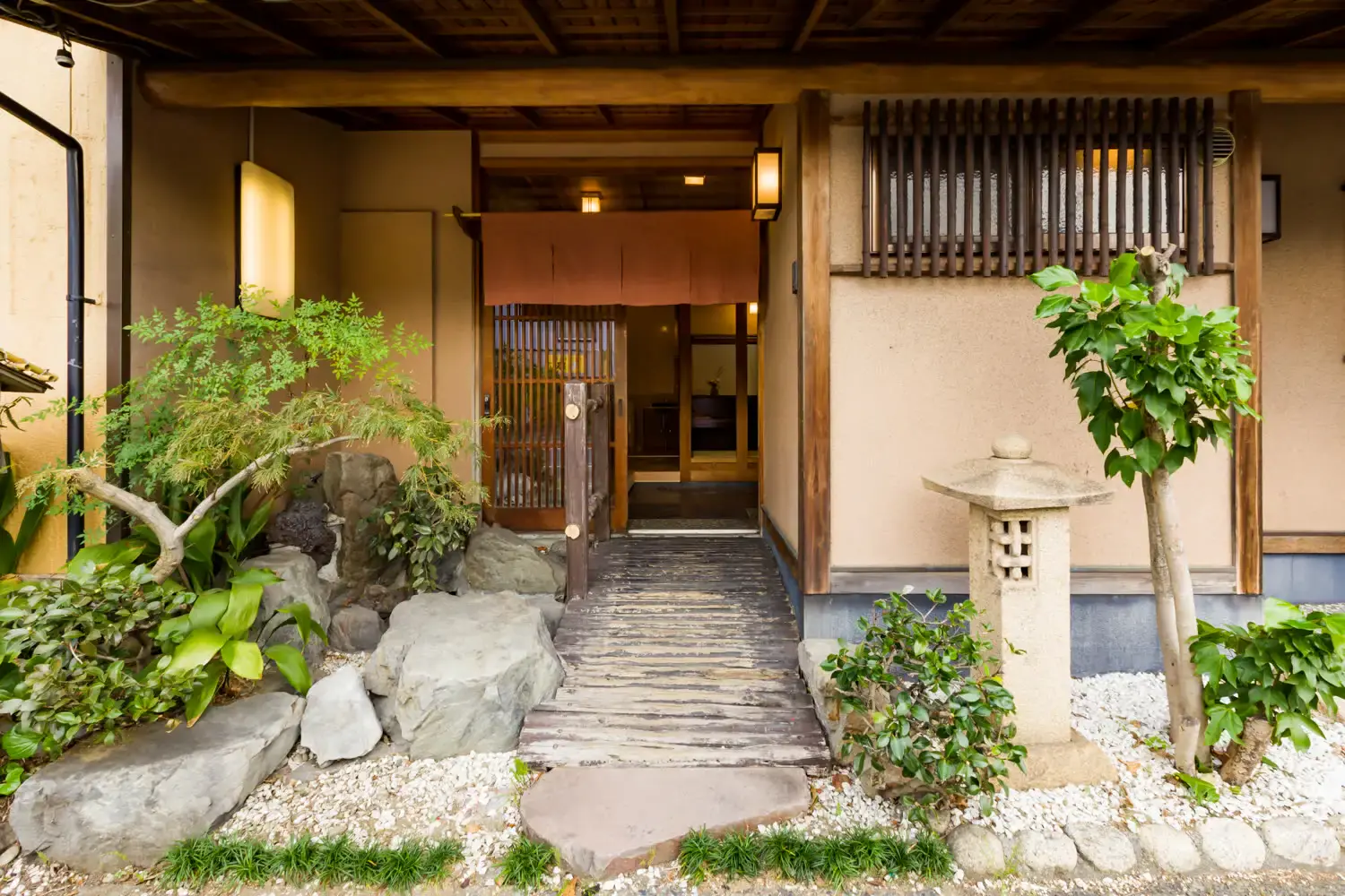 Tessen guesthouse entrance